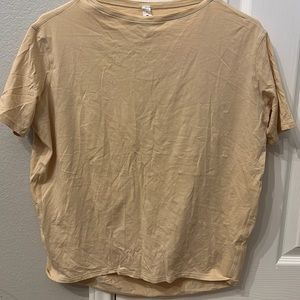 Lulu pale yellow oversized top, size 2, never worn.